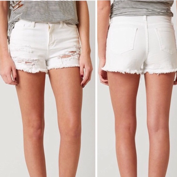 kancan white shorts